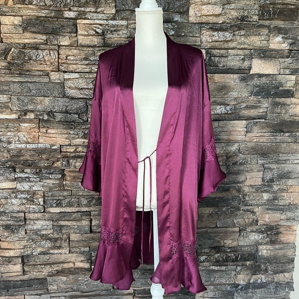 Vintage Victoria's Secret Purple Robe with Long Sleeves and Open Front
